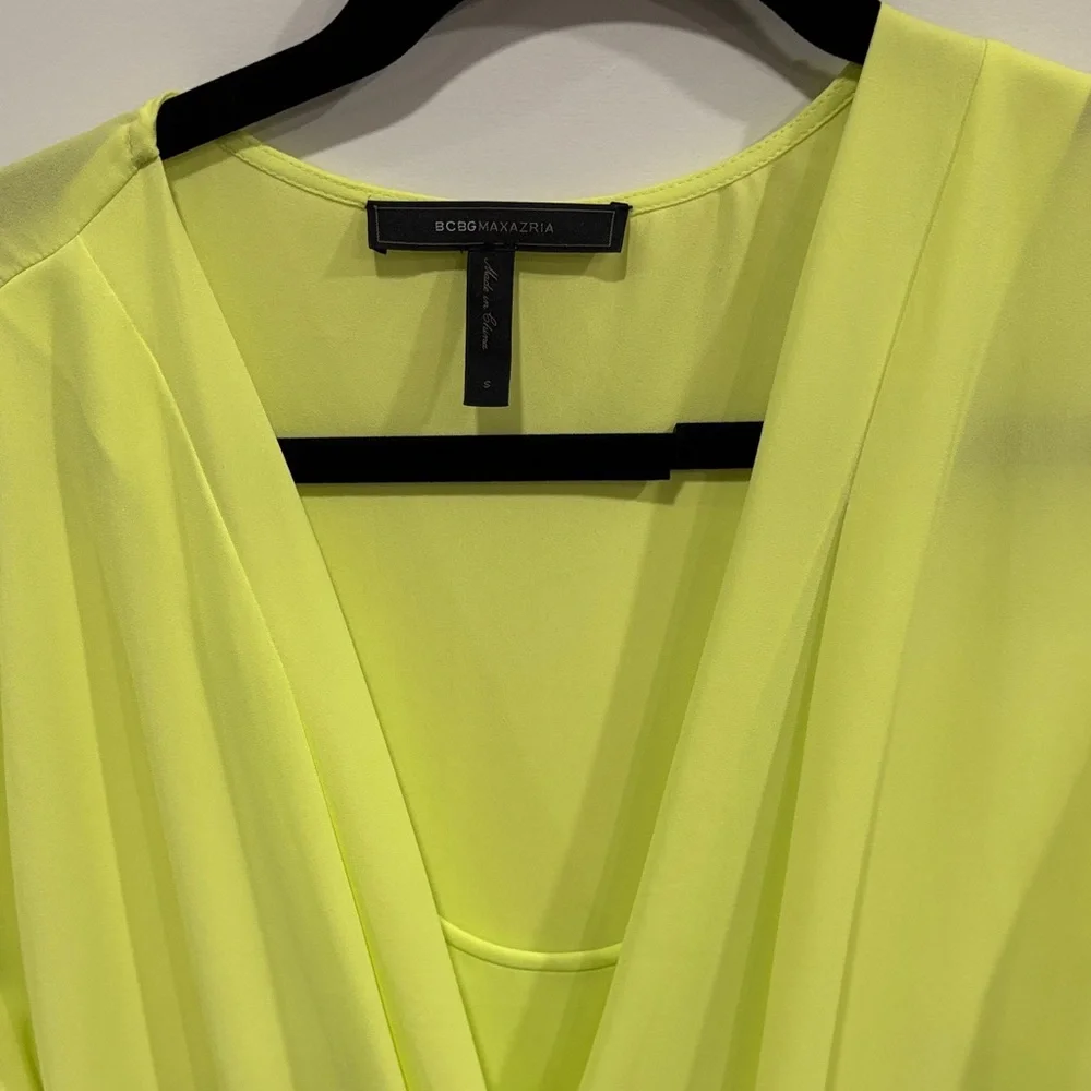 BCBGMaxazria Lime Green Women's Draped Top - Picture 2 of 5